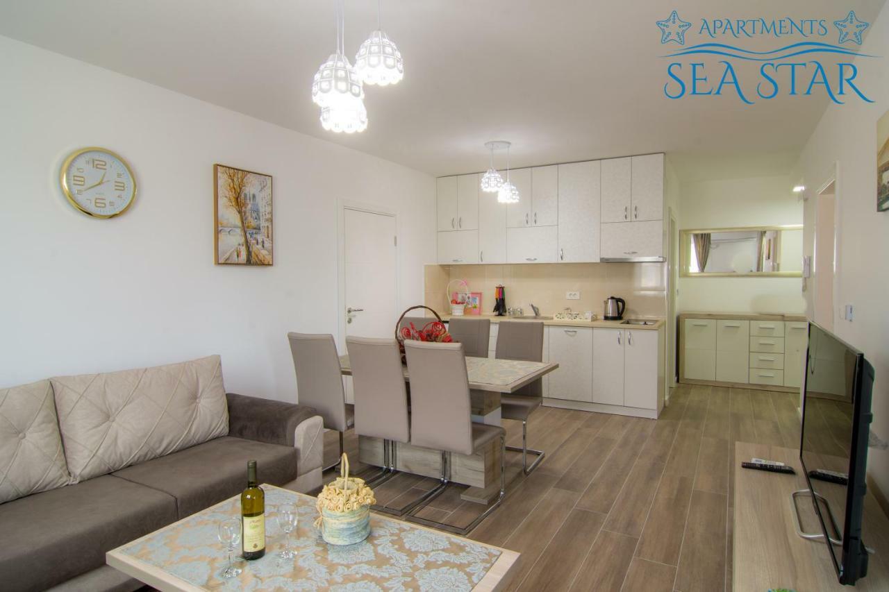 Sea Star Apartment Добра вода Екстериор снимка